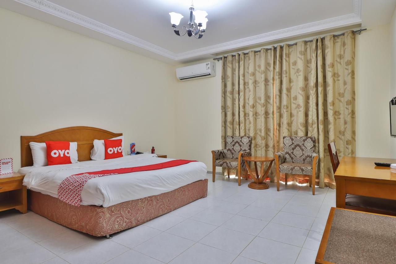 Oyo 366 Waves Hotel อัจมาน ภายนอก รูปภาพ