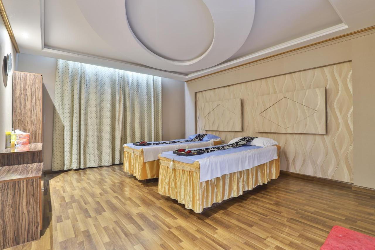 Oyo 366 Waves Hotel อัจมาน ภายนอก รูปภาพ