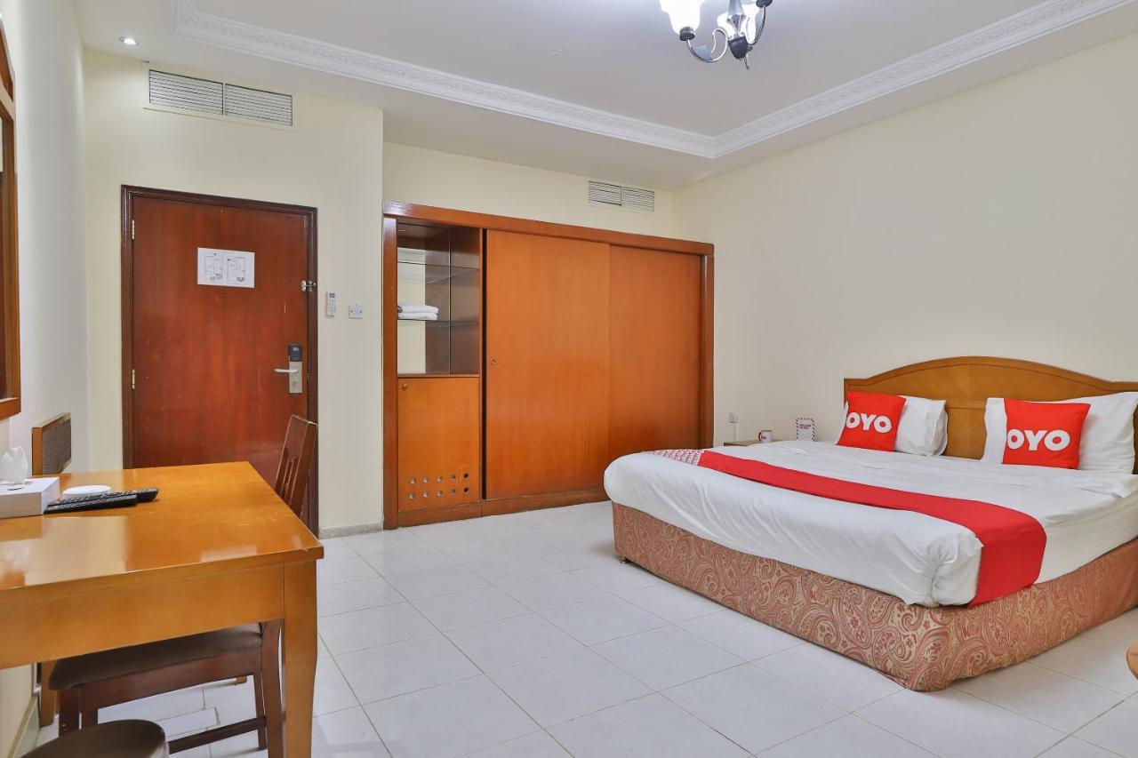 Oyo 366 Waves Hotel อัจมาน ภายนอก รูปภาพ